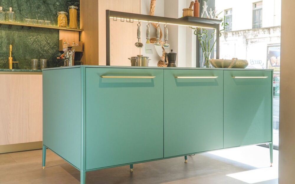 Cirimele-Rossi-Isola-Unit-design-by-Garcia-Cumini